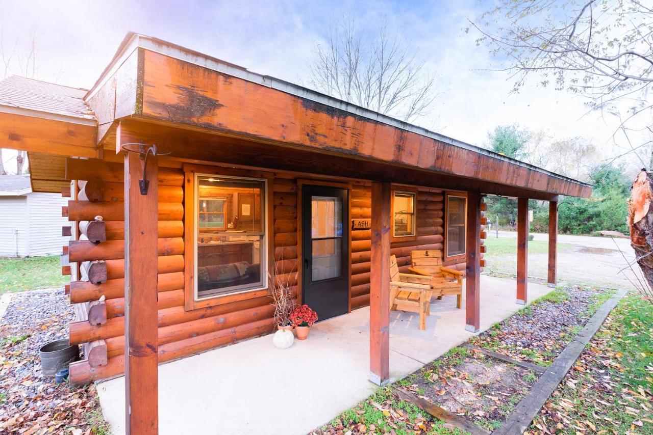 Spur Of The Moment Ranch Hotell Mountain Exteriör bild