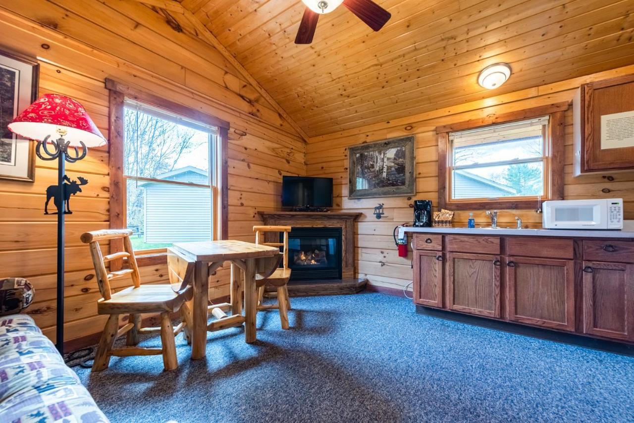 Spur Of The Moment Ranch Hotell Mountain Exteriör bild